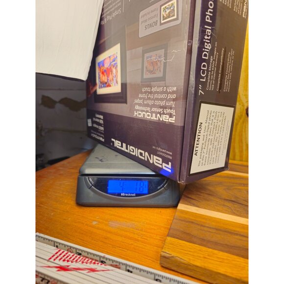 Pandigital 7" Digital Photo Frame With Touch Sensor Technology 1GB Internal Memo - Picture 7 of 7